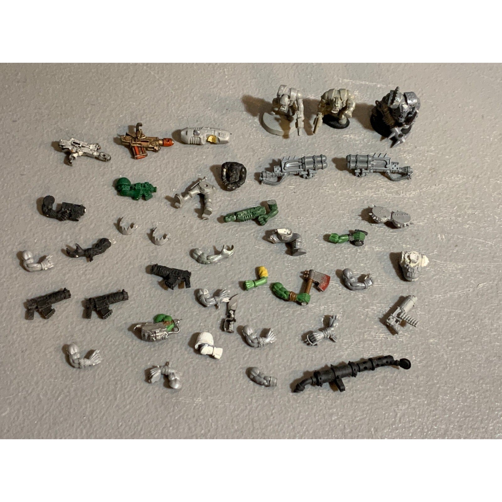 A23282 WARHAMMER 40K SPACE ORKS SOME OOP GUNS BOYZ RIDER PLASMA GW