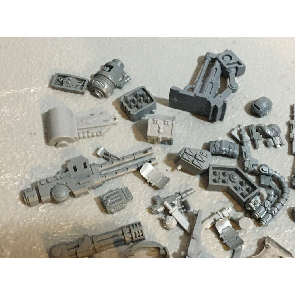A20138 WARHAMMER 40K IMPERIAL GUARD ASTRA MILITARUM BITS LOT VEHICLE ARMS GUNS