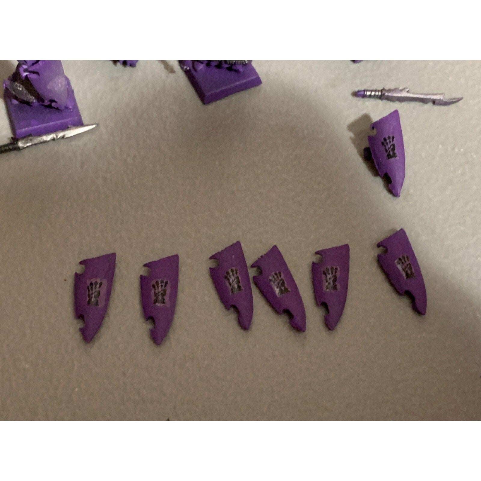 A16903 WARHAMMER AOS FANTASY DARK ELVES SPEARMEN 10 PACK MISS 2 SHIELDS GW