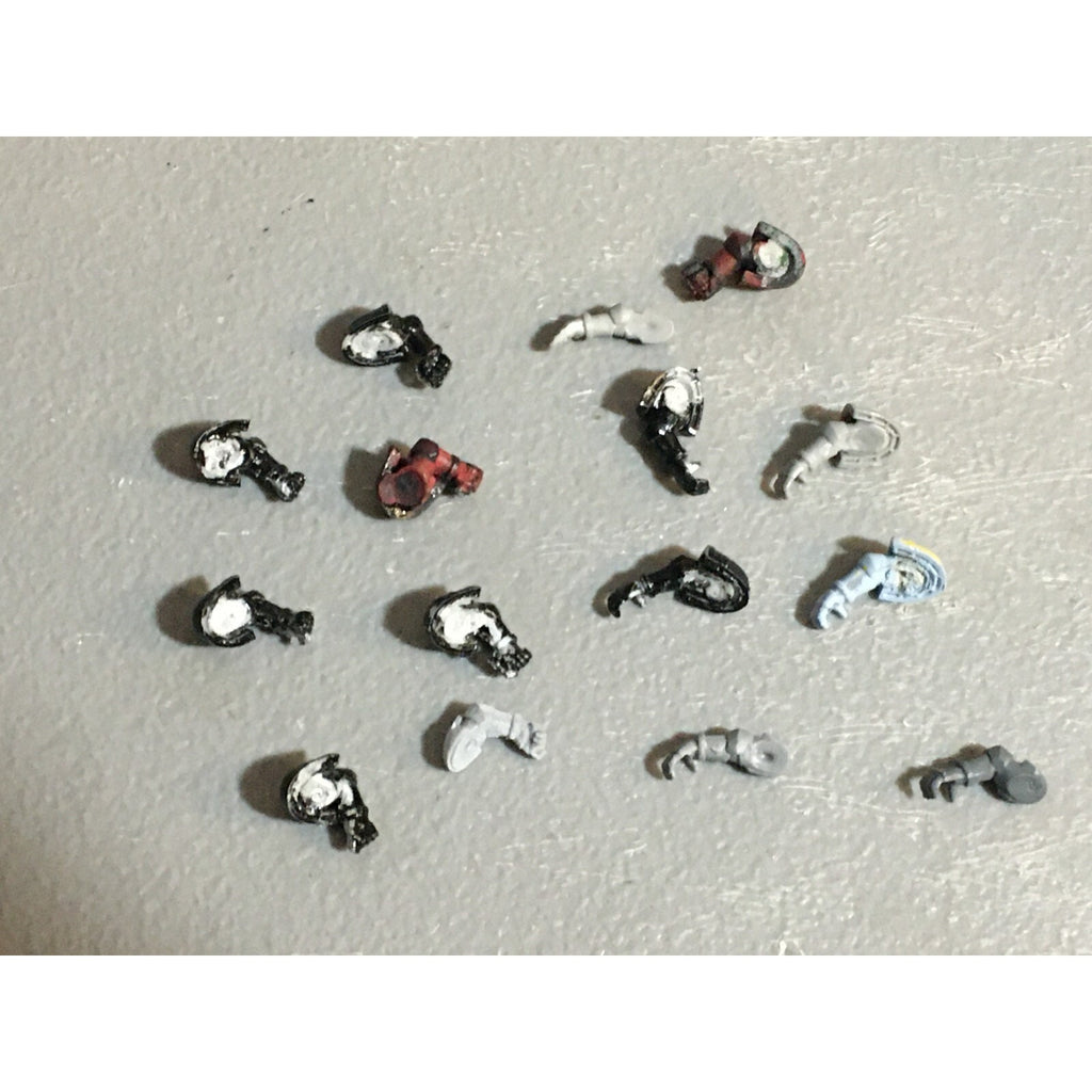 A22987 WARHAMMER 40K SPACE MARINES BITS LOT ARMS GW GAMES WORKSHOP