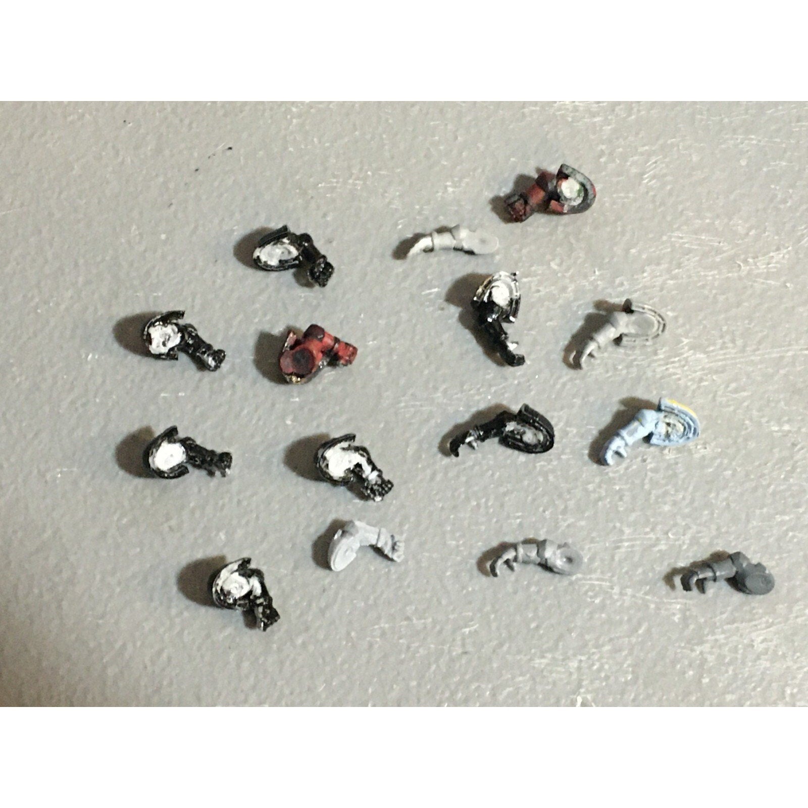 A22987 WARHAMMER 40K SPACE MARINES BITS LOT ARMS GW GAMES WORKSHOP