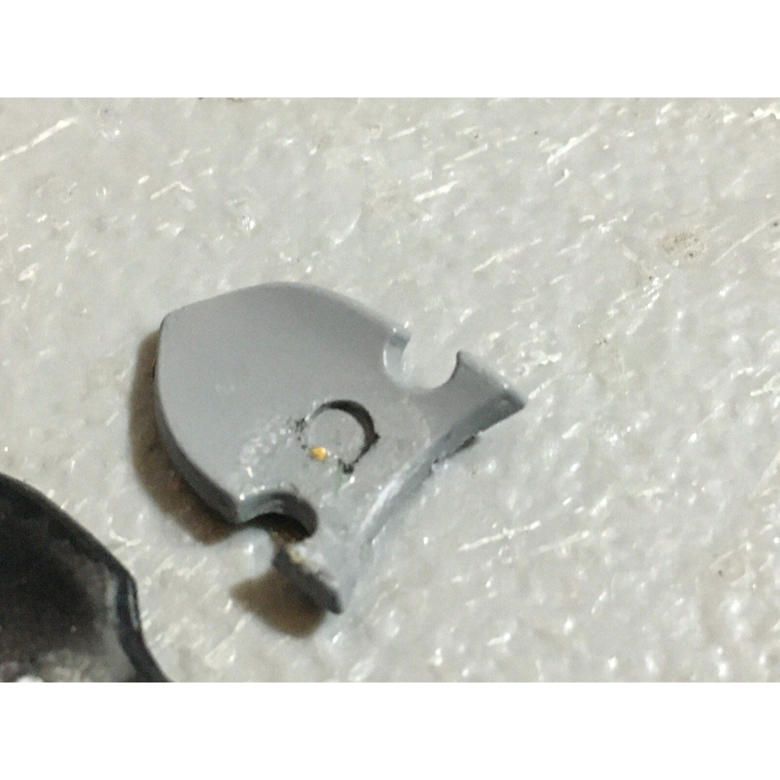 A22245 WARHAMMER FANTASY CHAOS MORTALS BITS LOT WARRIORS KNIGHTS SHIELDS GW OOP