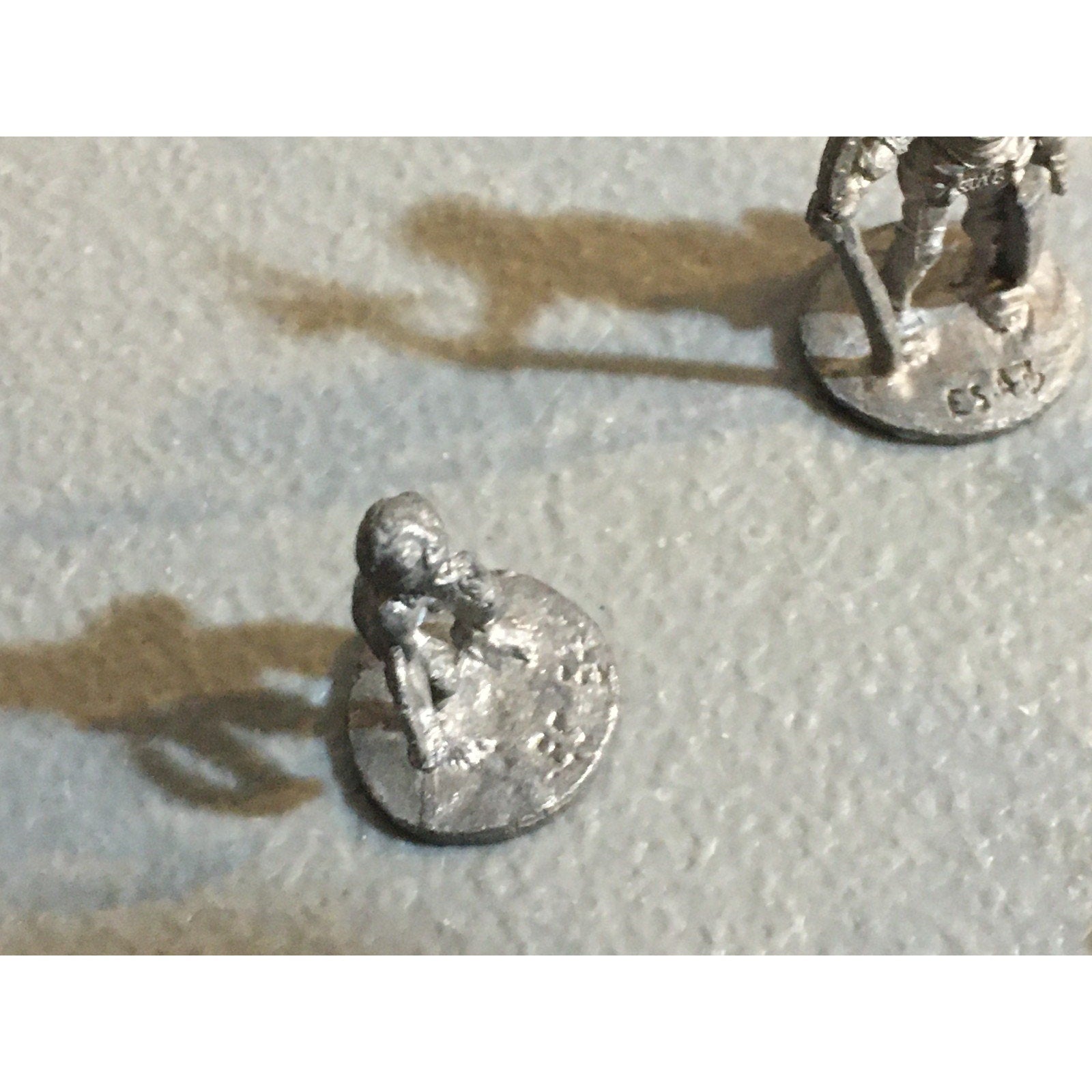A34032 UNKNOWN METAL MINIATURES FANTASY MIXED LOT CREATURE HUMAN WARRIOR