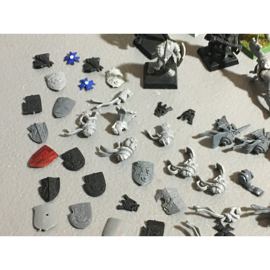A22076 WARHAMMER FANTASY EMPIRE BITS LOT MIXED SHIELDS GAMES WORKSHOP GW