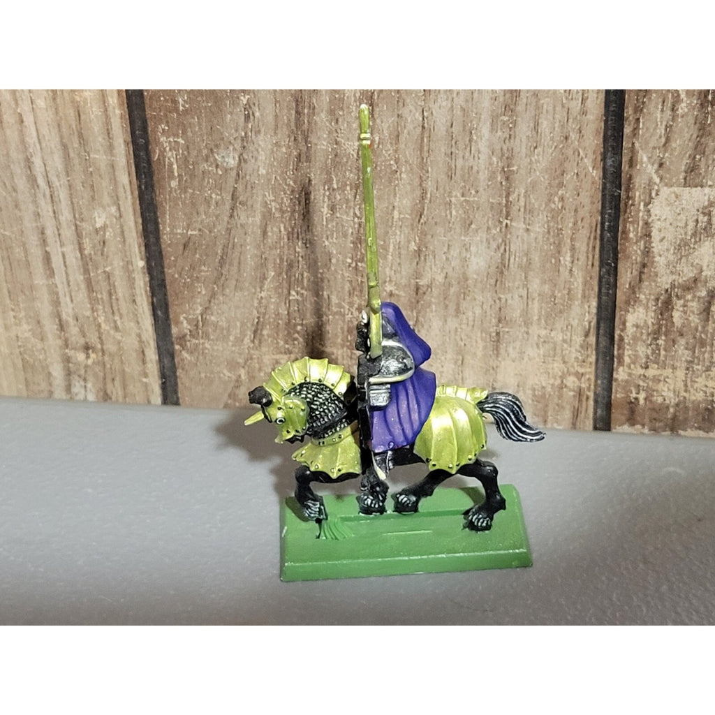 A18998 WARHAMMER FANTASY CHAOS MORTALS CLASSIC KNIGHT PLASTIC