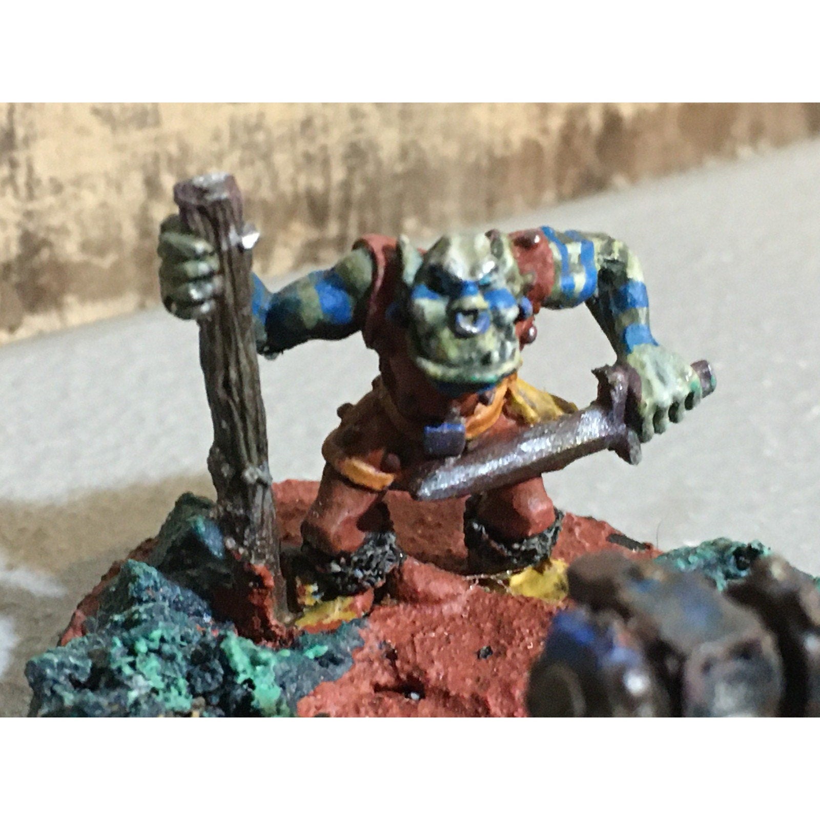 A32476 WARHAMMER FANTASY METAL ORCS GOBLINS SPEAR CHUKKA PAINT BASE