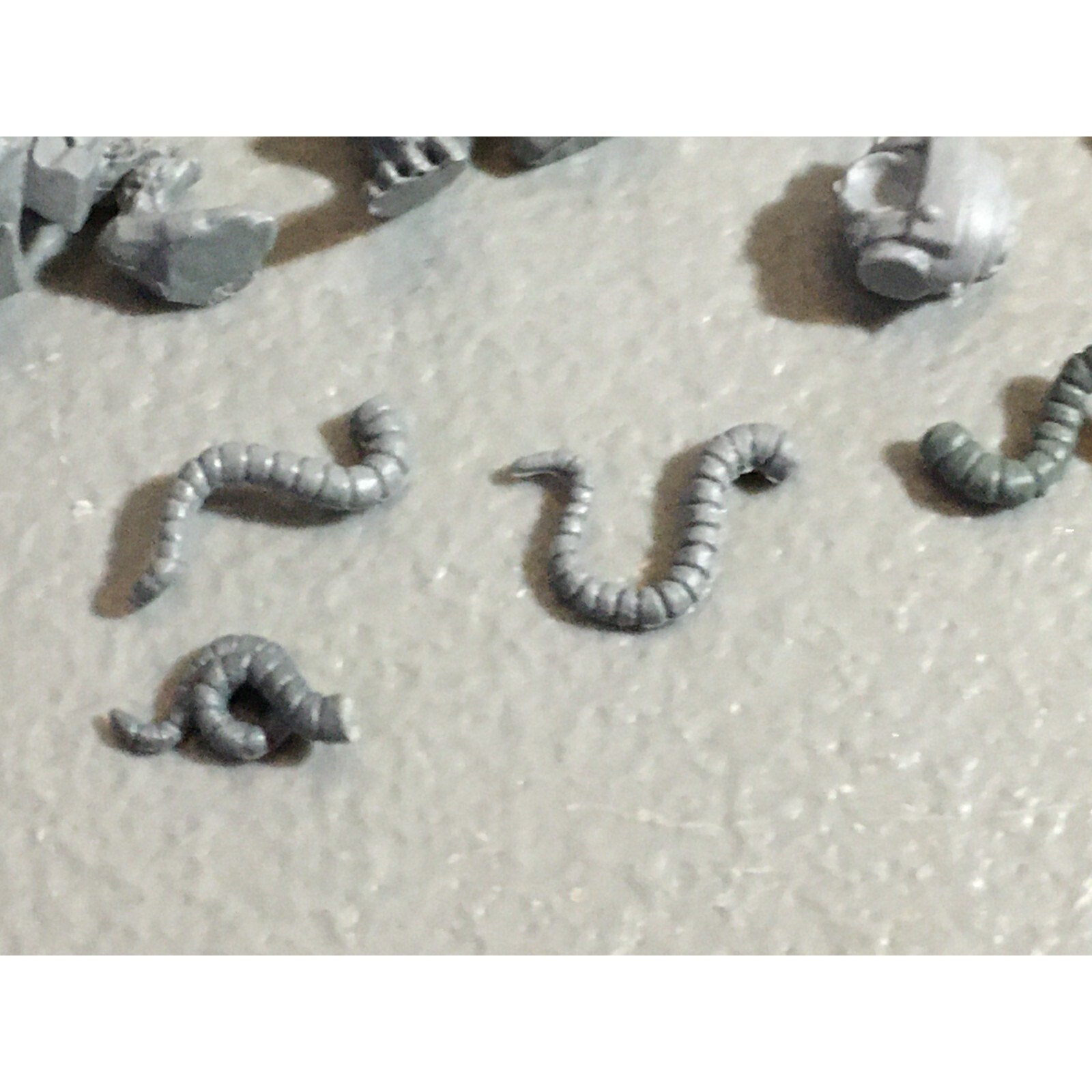 A22303 WARHAMMER FANTASY SKAVEN BITS LOT TORSOS LEGS TAILS GAMES WORKSHOP GW