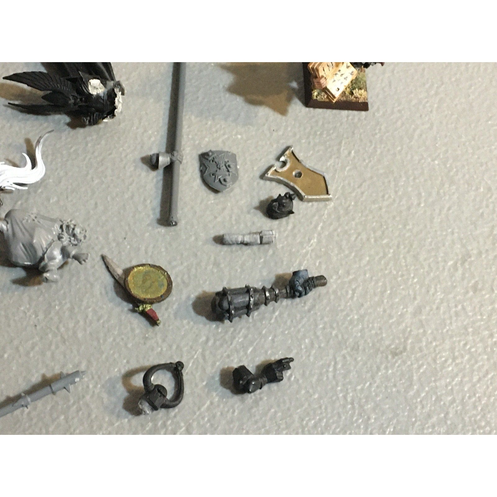 A29763 WARHAMMER FANTASY MIXED INCOMPLETE & BITS LOT CHAOS OGRE ELF GW