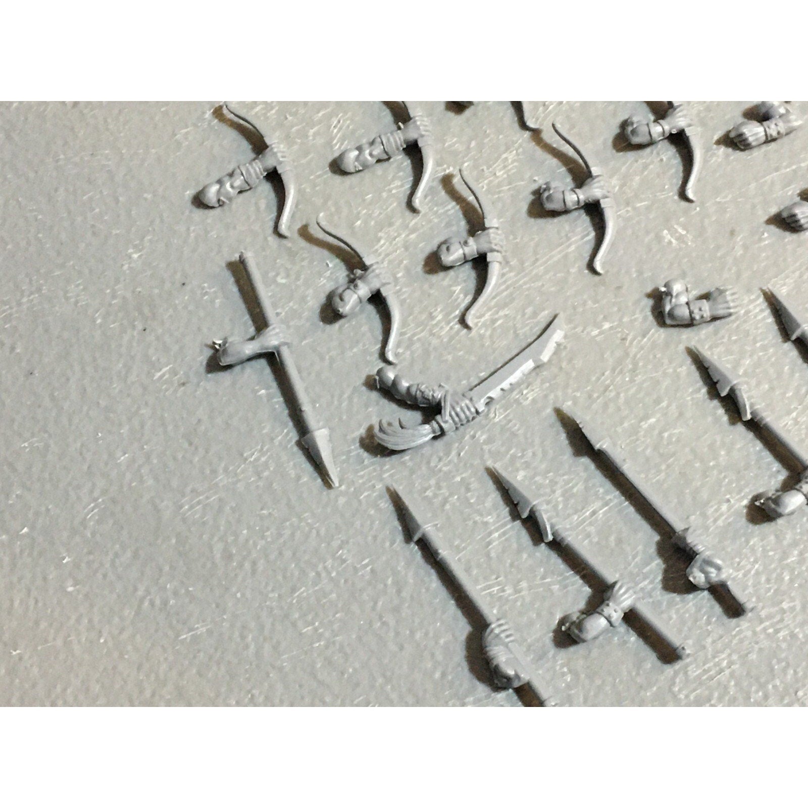 A23393 WARHAMMER FANTASY ORCS & GOBLINS BITS LOT WOLF RIDERS ARMS GW