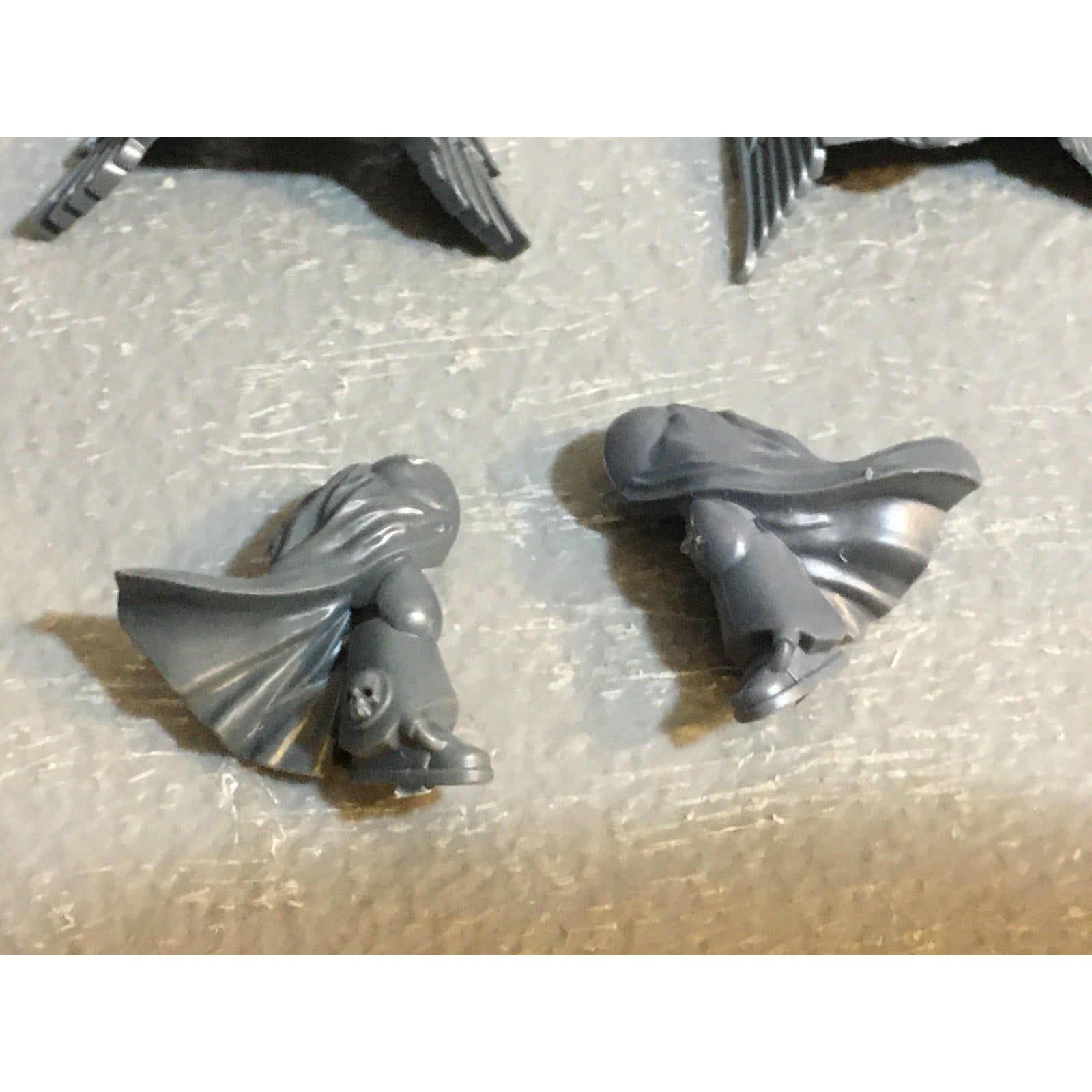 A29407 WARHAMMER 40K SPACE MARINES DARK ANGELS BITS LOT BIKE FRONT PLATES + LEGS