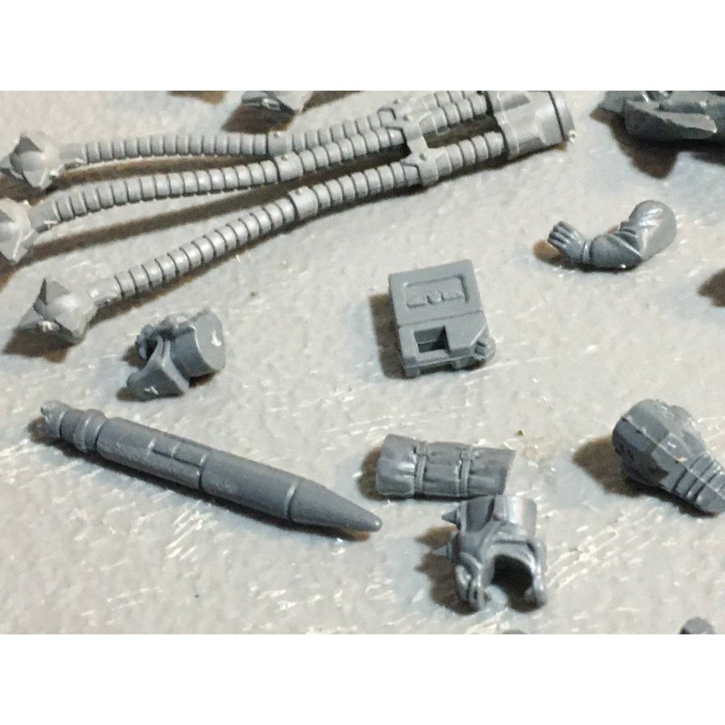 A24532 WARHAMMER 40K MIXED BITS LOT PLATES CHAOS IMPERIAL GW