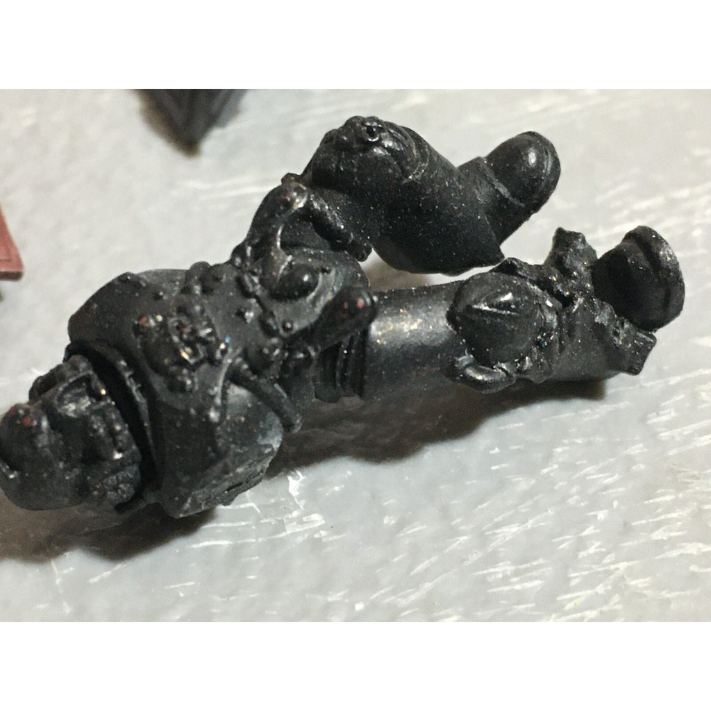 A22597 WARHAMMER SPACE MARINES BLOOD ANGELS MIXED CLAWS SHIELD BITS LOT GW