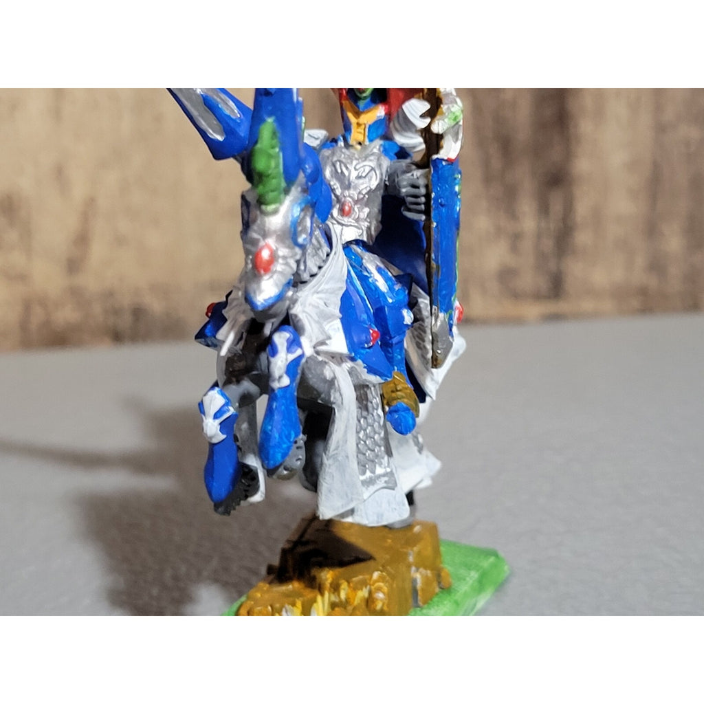 A17899 WARHAMMER FANTASY HIGH ELVES PRINCE CUST ARM / NO SHOULDER PAD