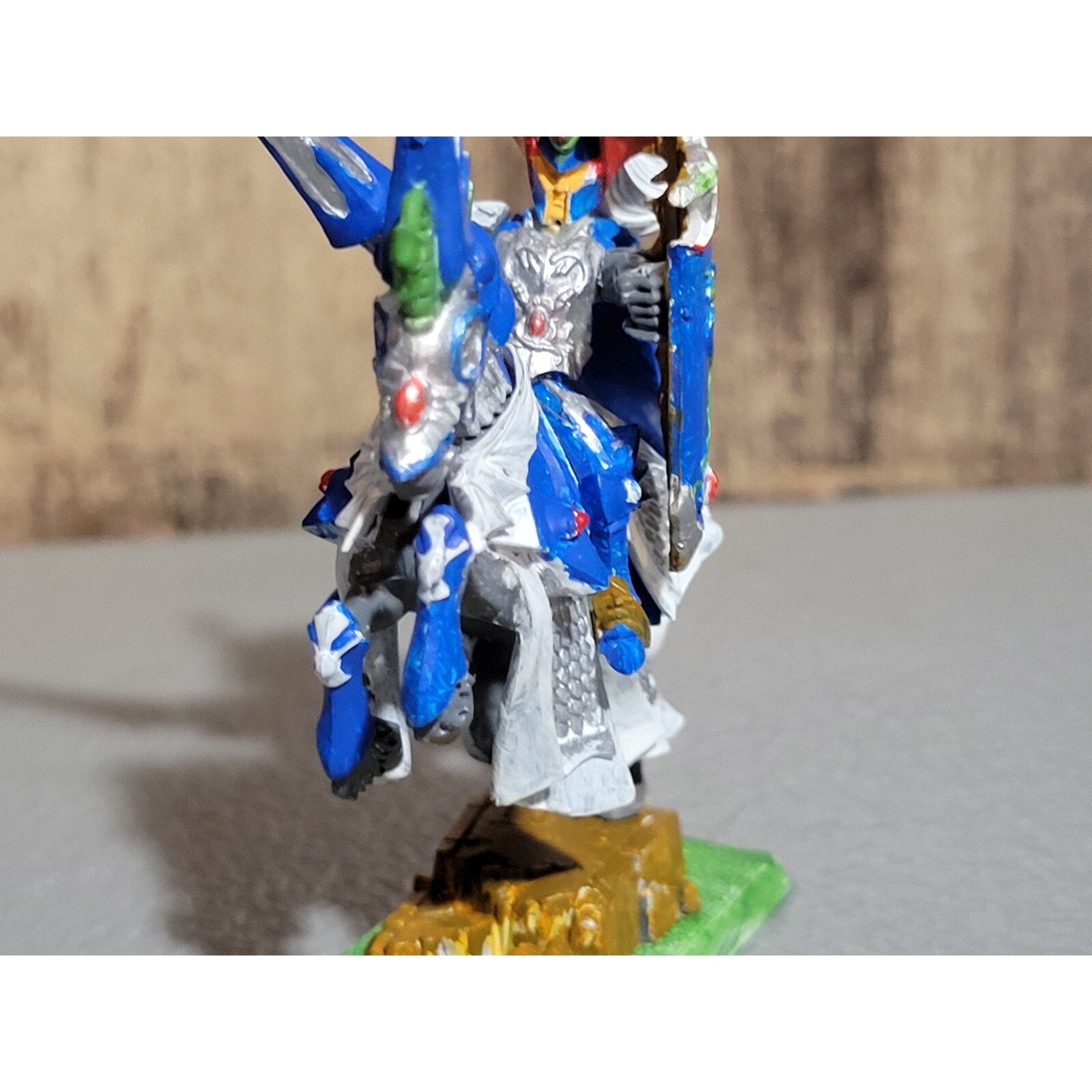 A17899 WARHAMMER FANTASY HIGH ELVES PRINCE CUST ARM / NO SHOULDER PAD