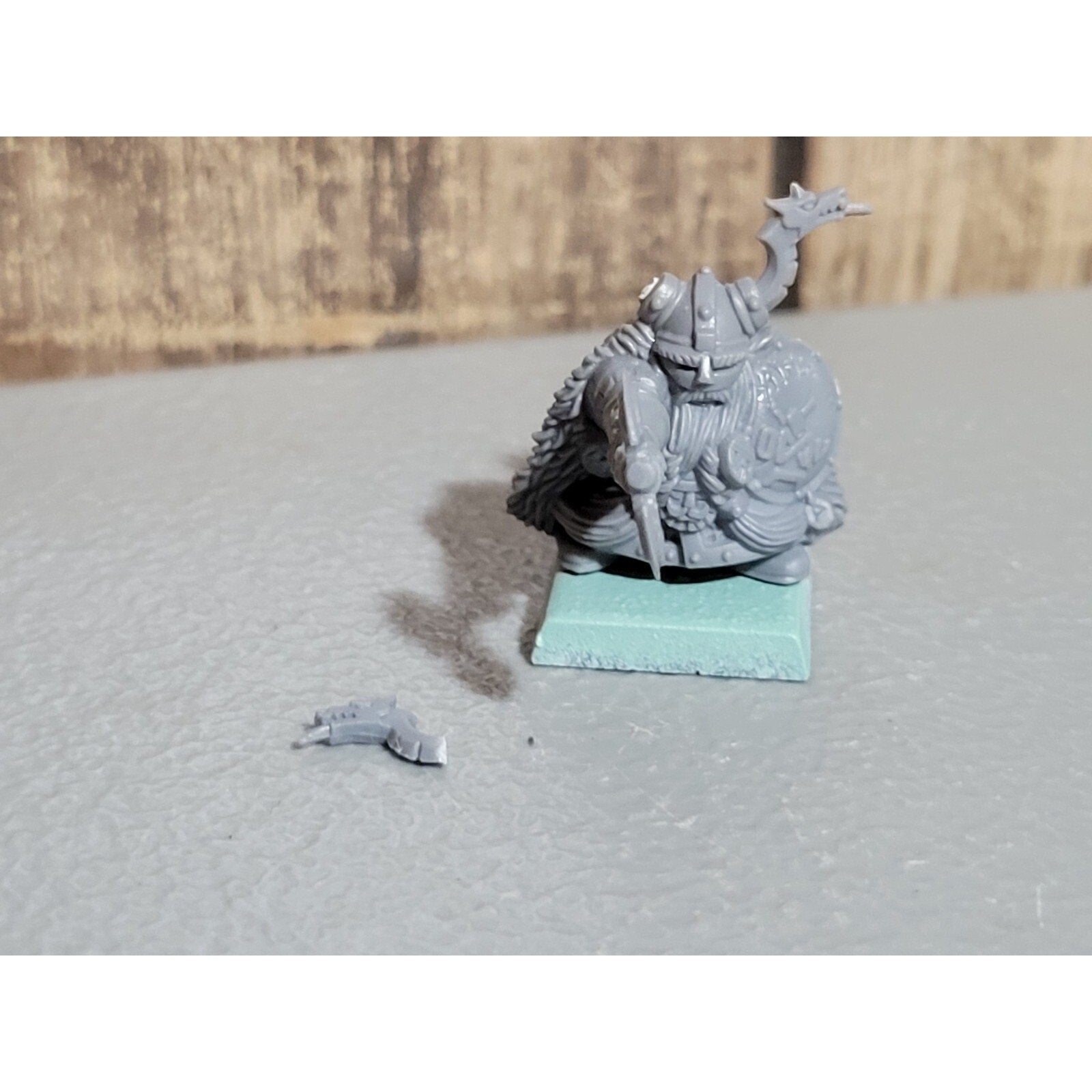 A18385 WARHAMMER FANTASY DWARFS SKULL PASS THANE