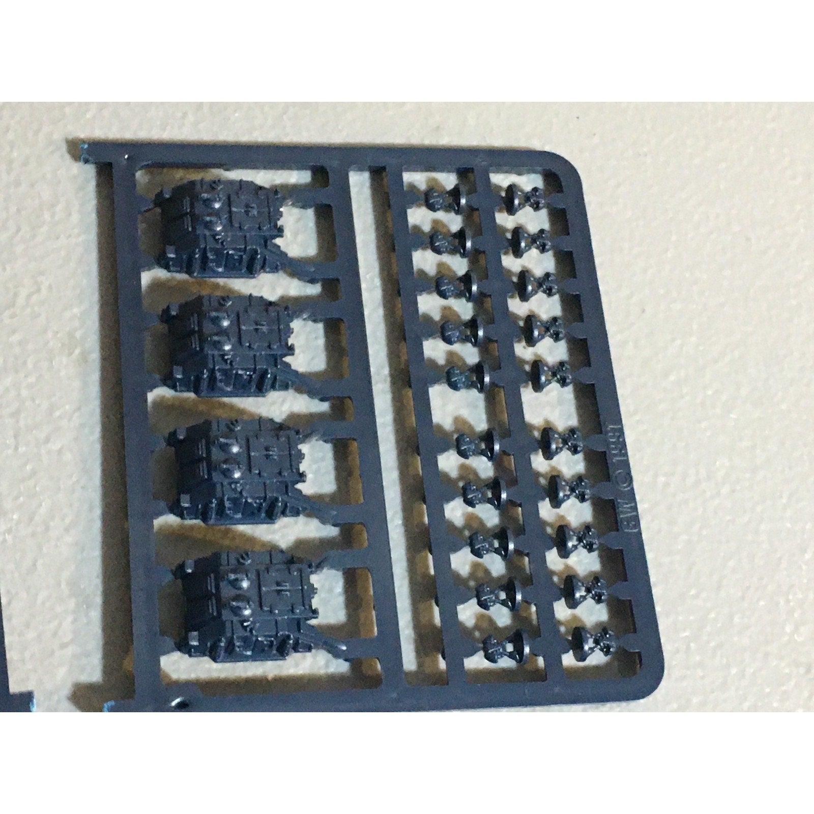 A31688 WARHAMMER EPIC 40K SPACE MARINES SPRUE LAND RAIDER RHINO TACTICAL GW