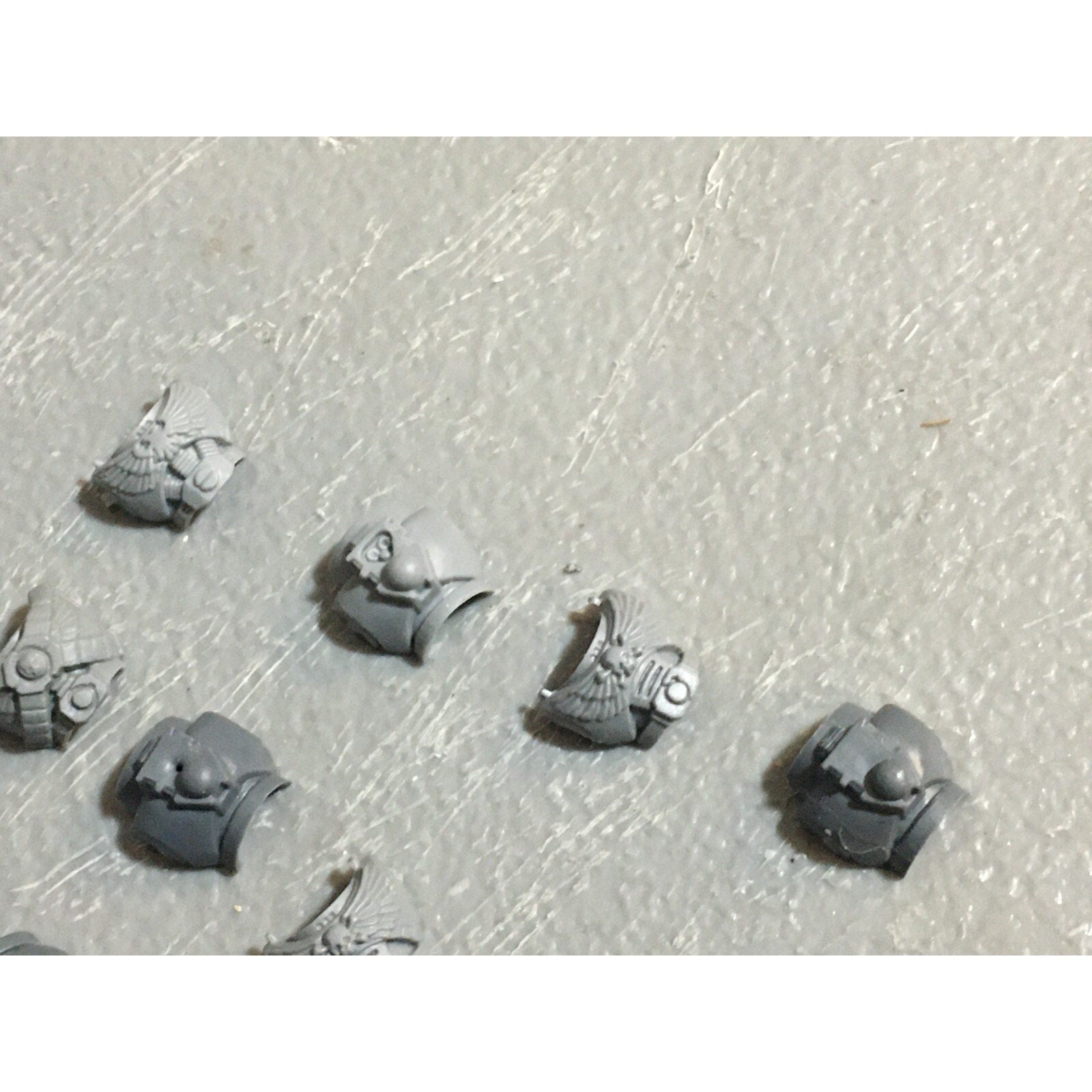 A22927 WARHAMMER 40K SPACE MARINES BITS LOT TORSOS FRONT BACK GAMES WORKSHOP GW