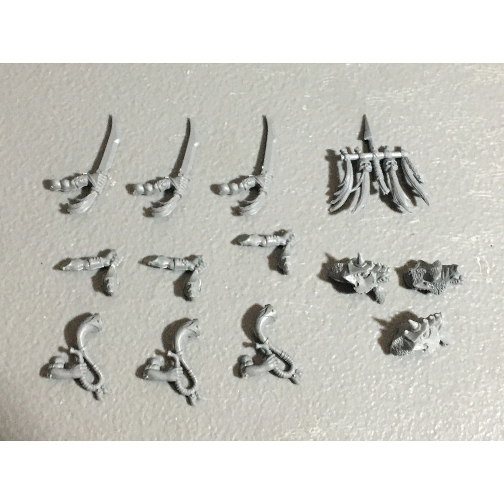A22630 WARHAMMER FANTASY ORCS & GOBLINS BITS LOT GOBLIN WOLF RIDER ARMS GW
