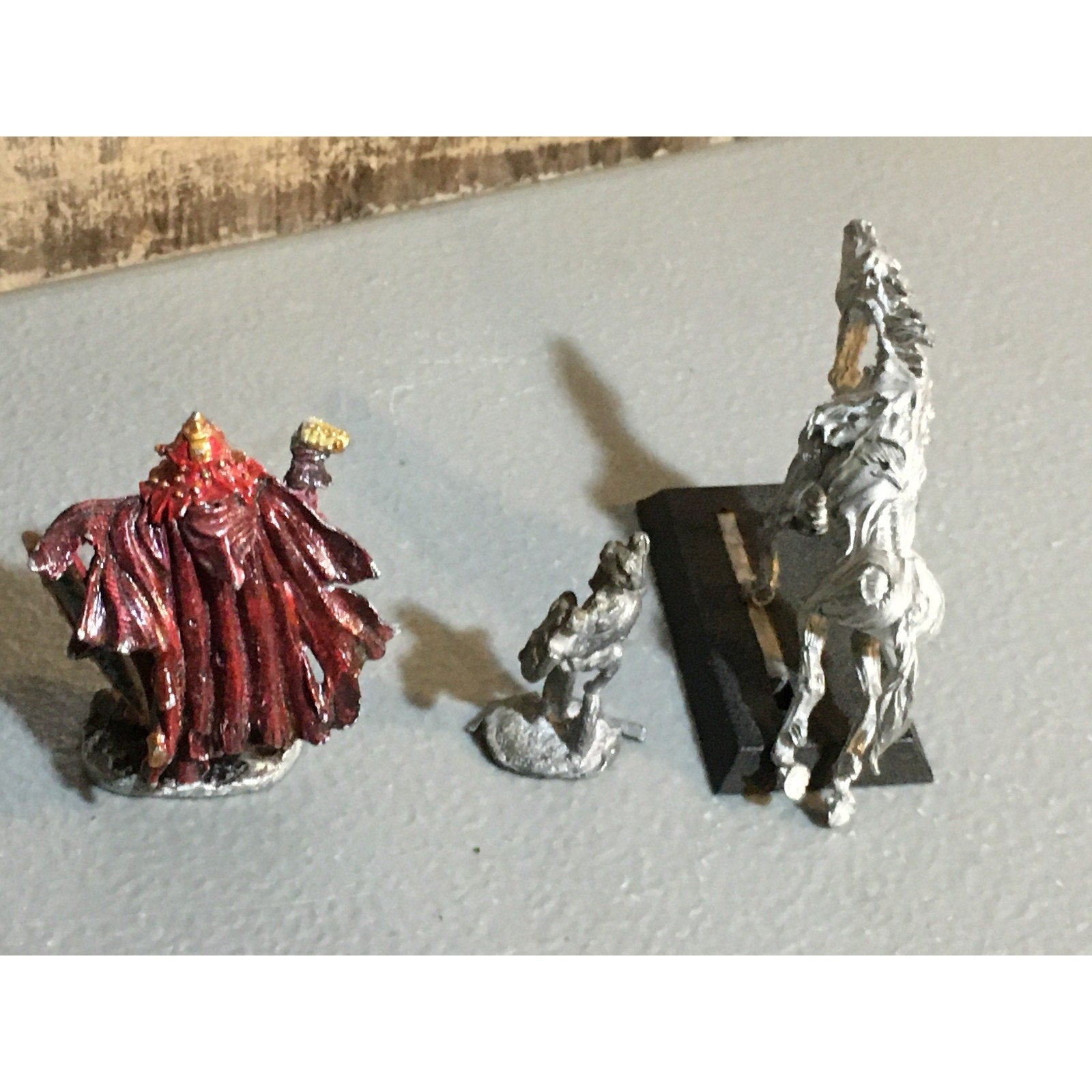 A32508 UNKNOWN METAL MINIATURES LOT UNDEAD SKELETON WARRIOR HORSE