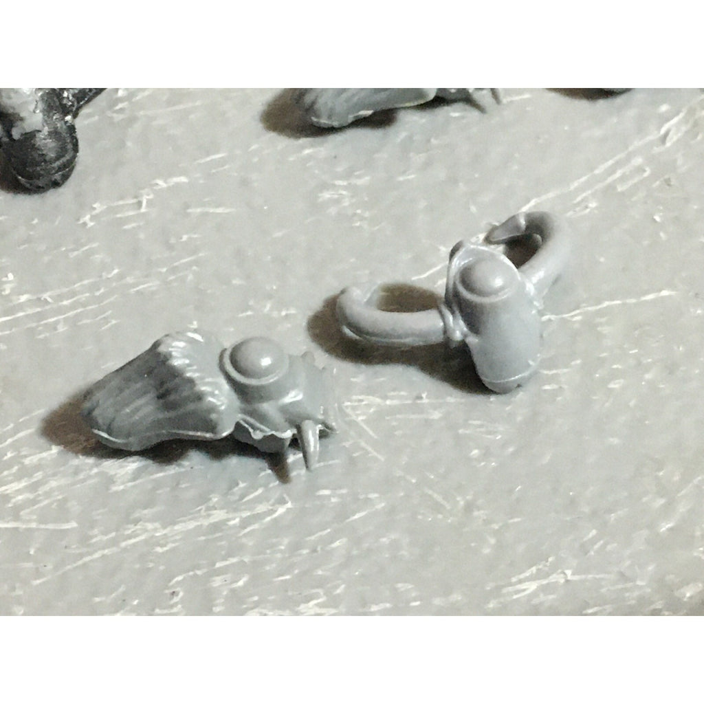 A22253 WARHAMMER FANTASY CHAOS MORTALS BITS LOT WARRIORS KNIGHTS HEADS GW OOP