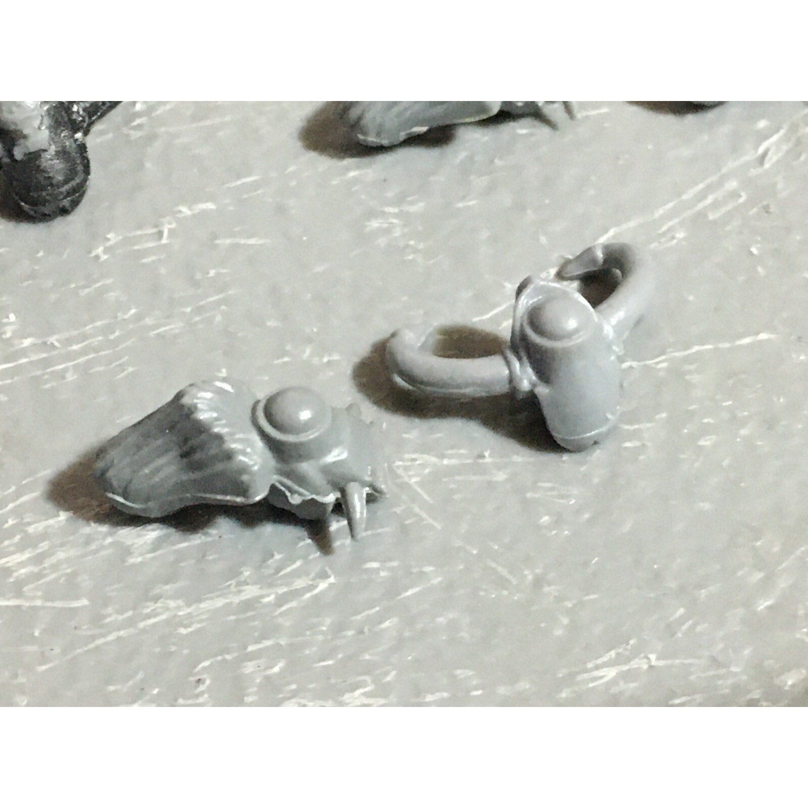 A22253 WARHAMMER FANTASY CHAOS MORTALS BITS LOT WARRIORS KNIGHTS HEADS GW OOP