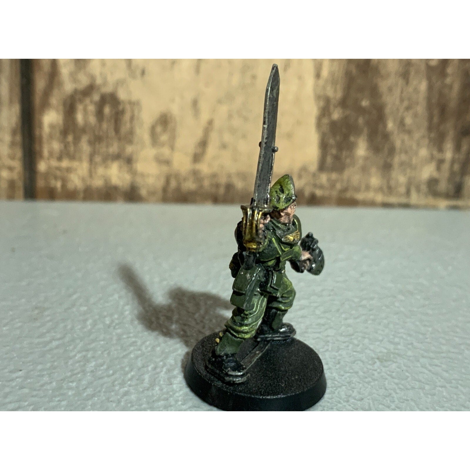 A17311 WARHAMMER 40K ASTRA IG GUARD METAL CADIAN OFFICER SERGEANT POWER SWORD GW