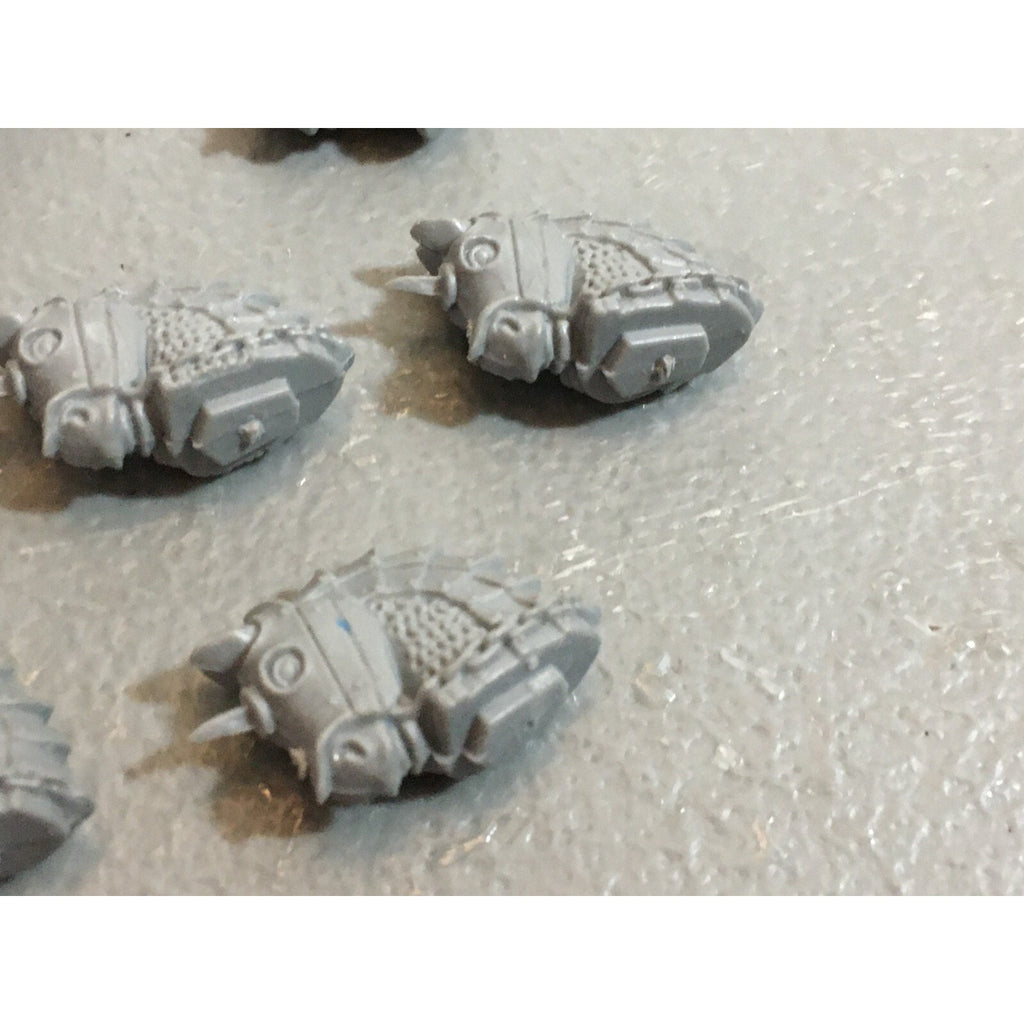 A20092 WARHAMMER FANTASY THE EMPIRE HORSE BITS LOT HEADS GAMES WORKSHOP