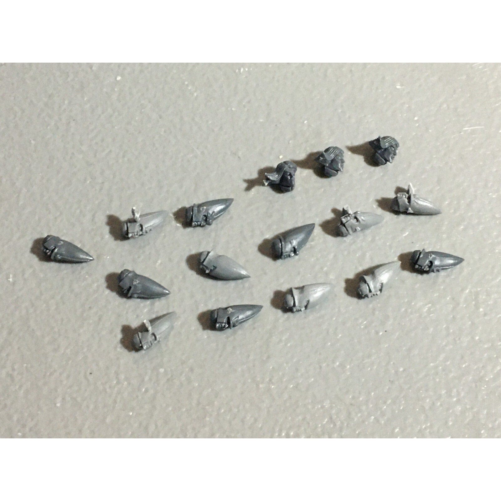 A22053 WARHAMMER FANTASY HIGH ELVES BITS LOT HEADS GW GAMES WORKSHOP