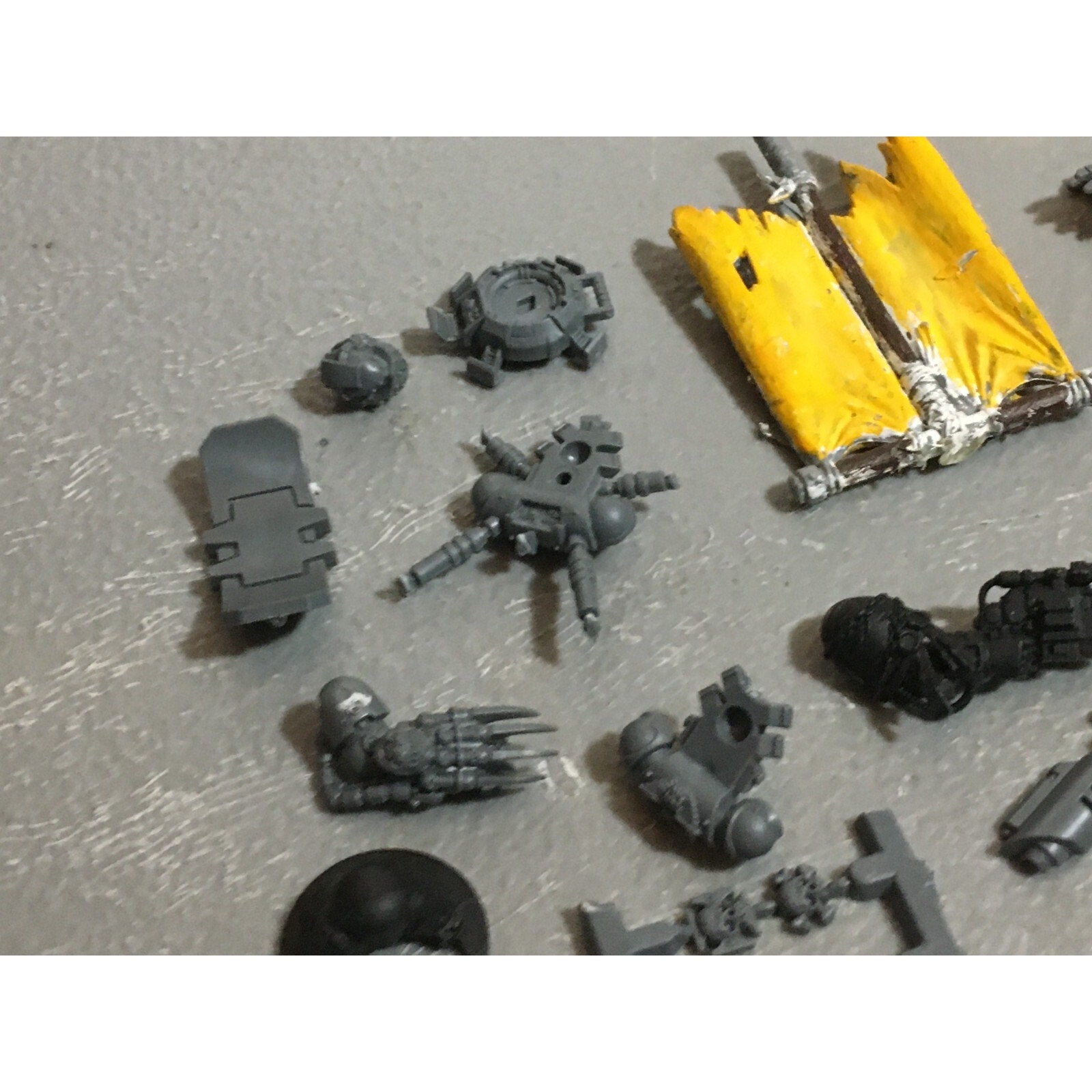 A20134 WARHAMMER 40K SPACE MARINES BITS LOT CHAPTERS BLOOD ANGELS GREY KNIGHTS