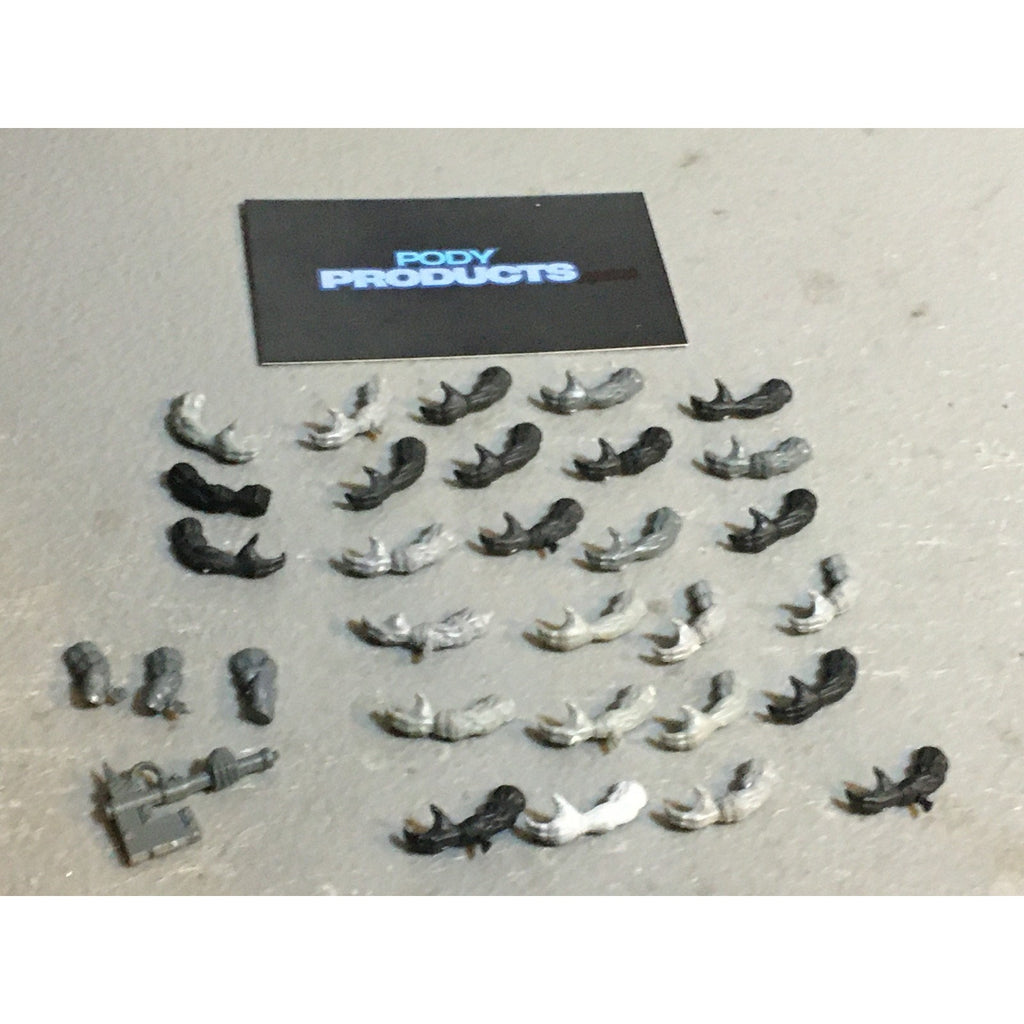 A33573 WARHAMMER 40K SPACE ORKS BITS LOT ARMS GW GAMES WORKSHOP