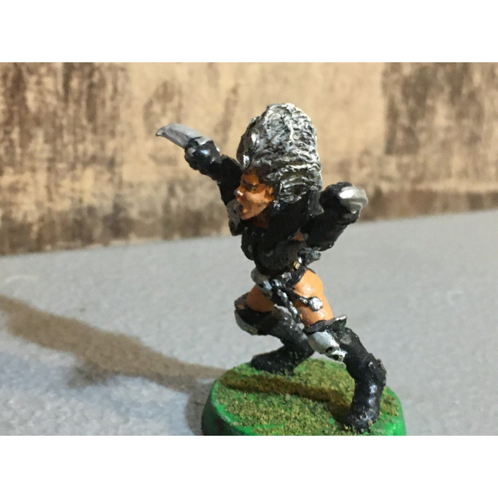 A30121 WARHAMMER BLOOD BOWL METAL DARK ELVES TEAM WITCH ELF PAINT BASE OOP GW