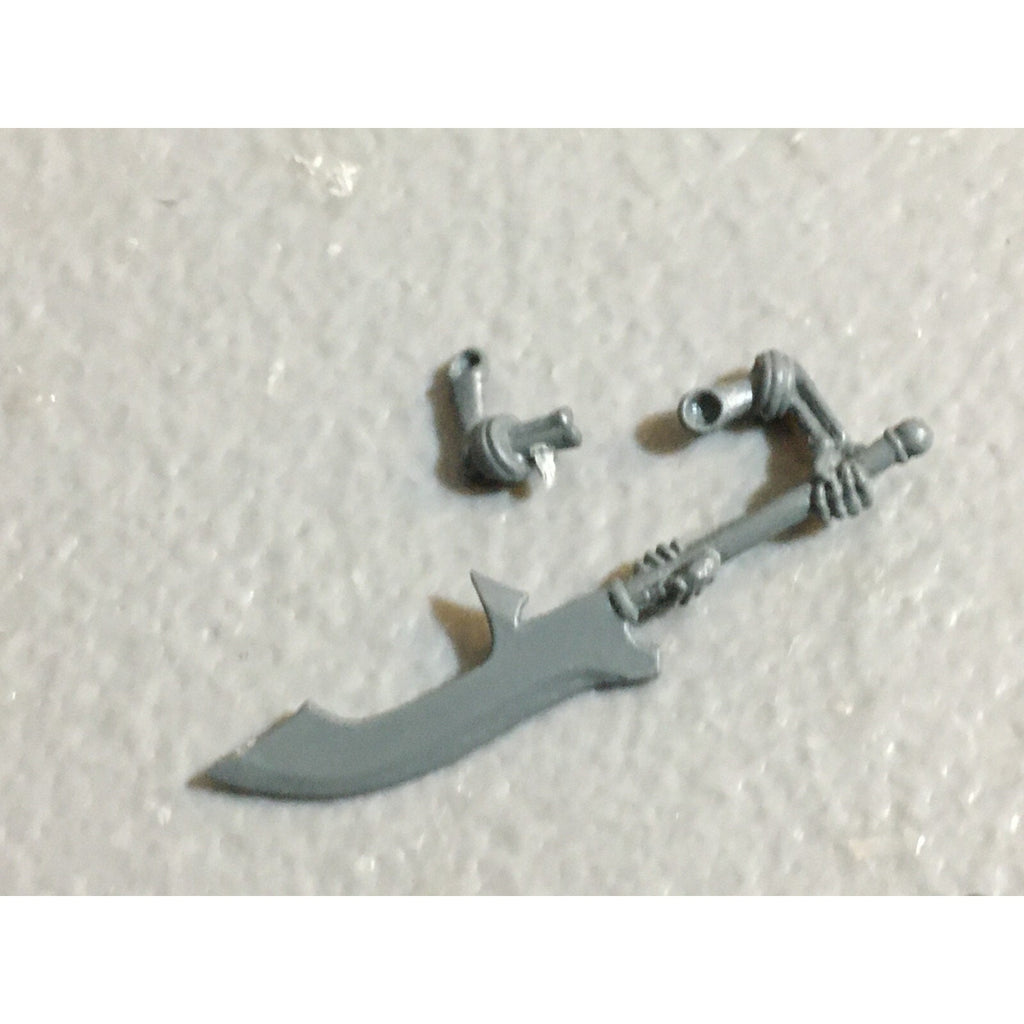 A23421 WARHAMMER FANTASY VAMPIRE COUNTS BITS LOT SKELETON WIGHT GREAT WEAPON ARM