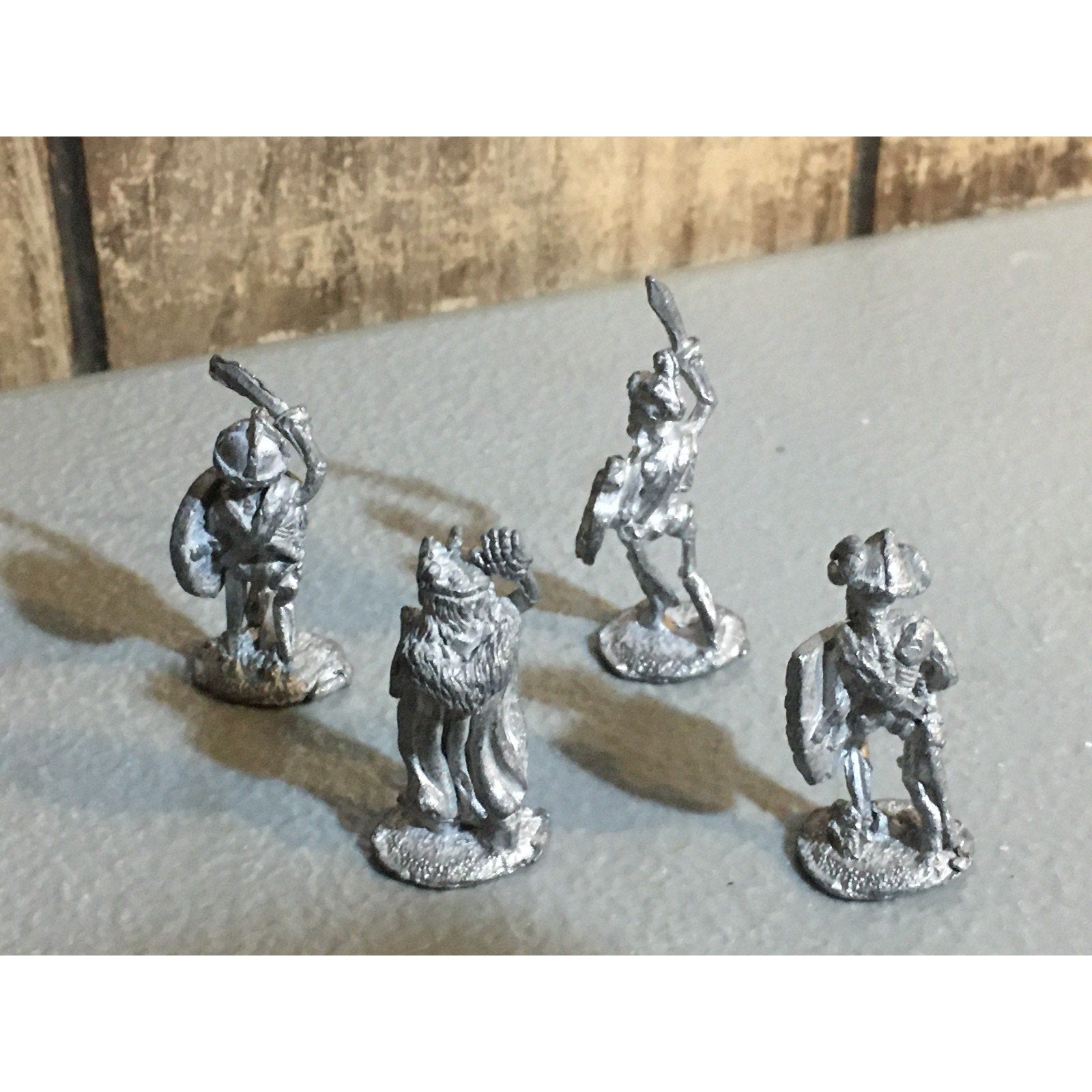 A34010 GRENADIER MINIATURES METAL FANTASY SKELETON LOT UNDEAD WARRIOR TABLETOP