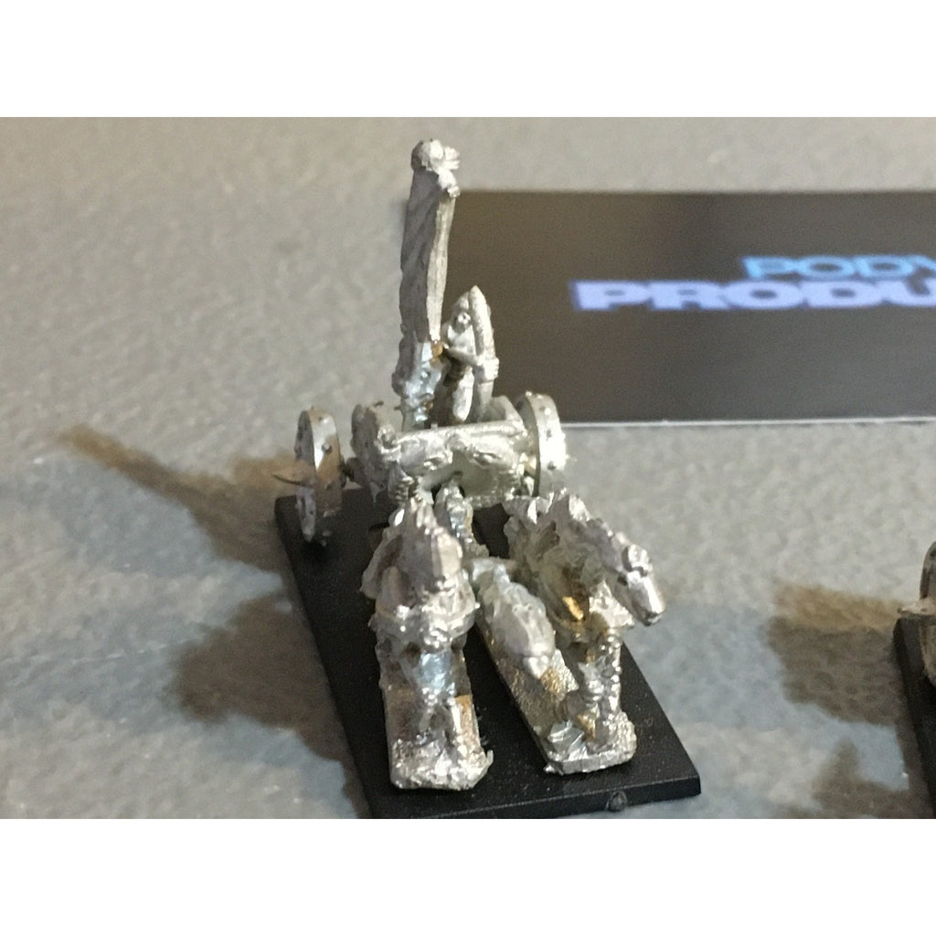 A33668 WARHAMMER WARMASTER UNDEAD METAL CHARIOTS GW GAMES WORKSHOP