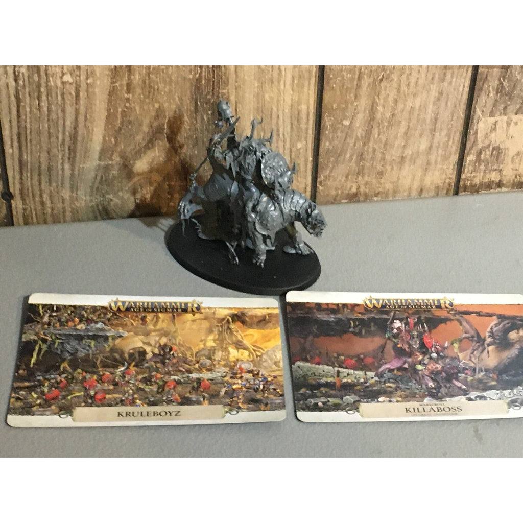 SA34023 WARHAMMER AOS SIGMAR ORRUK WARCLANS KRULEBOYZ KILLABOSS ON GNASHTOOF
