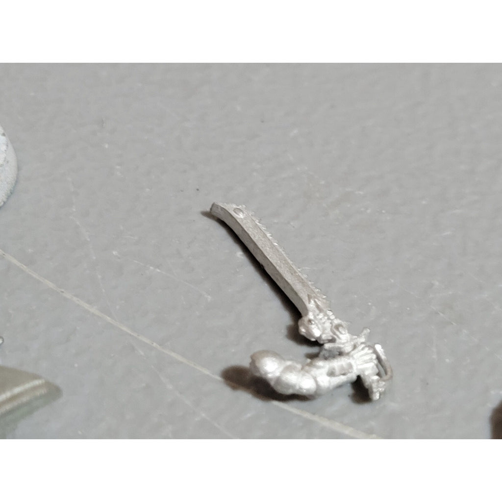 A19079 WARHAMMER 40K ELDAR CRAFTWORLDS METAL AVATAR OF KHAINE HAIR BIT
