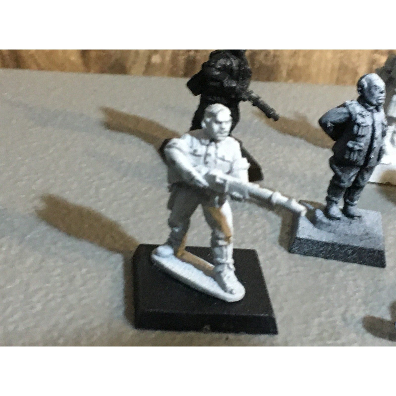 A30869 UNKNOWN METAL MINIATURES SOLDIERS INFANTRY WWII? WWI? TABLE TOP WAR GAMES