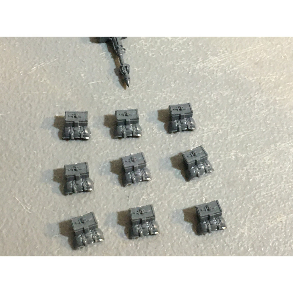 A29401 WARHAMMER 40K SPACE MARINES DARK ANGELS RAVENWING BIKE SADDLEBAG BITS LOT