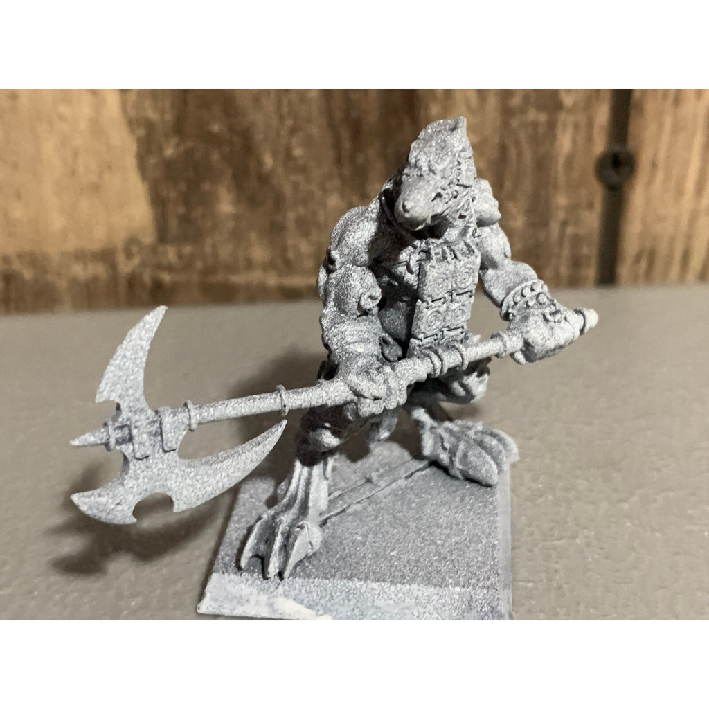 A16304 RACKHAM CONFRONTATION METAL OOP WOLFEN REPENTANT