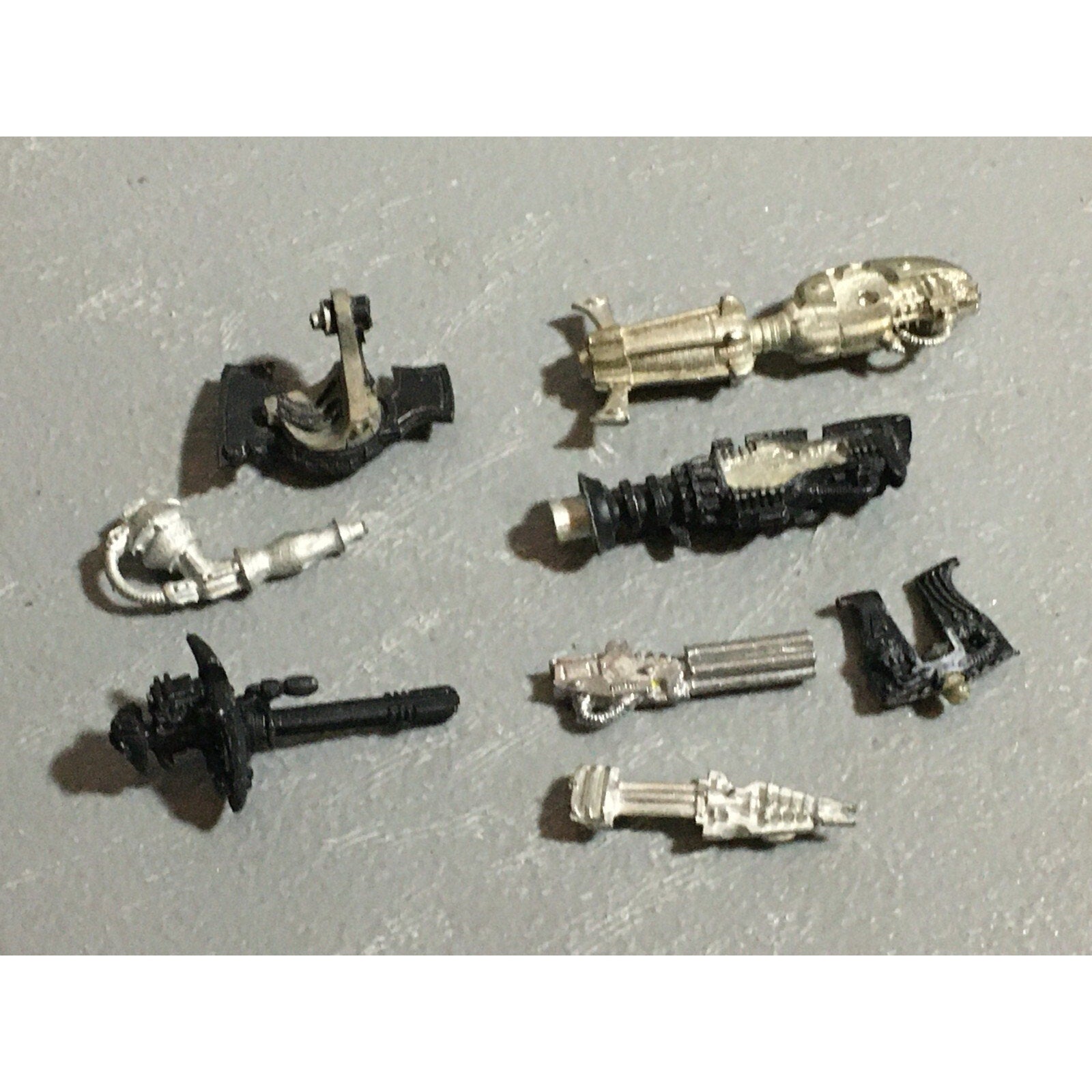 A22395 WARHAMMER 40K ELDAR CRAFTWORLDS METAL BITS LOT WEAPONS GAMES WORKSHOP GW