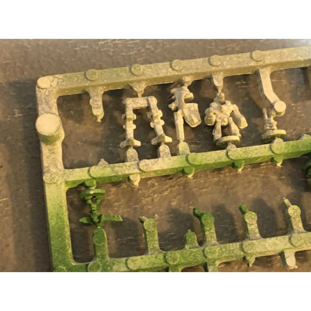 A24563 EPIC 40K IMPERIAL GUARD ROBOTS BIKES WAR WALKERS ON SPRUE GW WARHAMMER