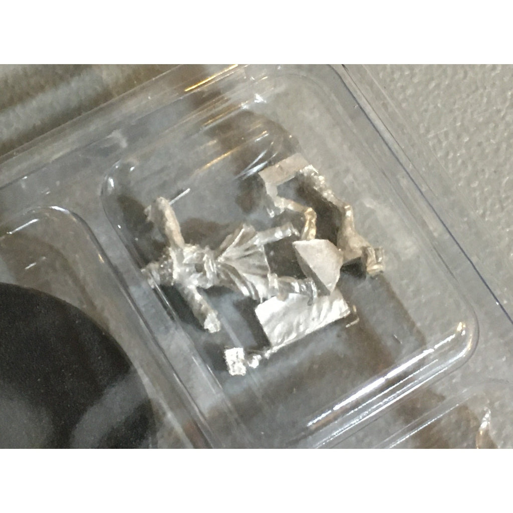 A31287 LOTR LORD OF THE RINGS GW GAMES WORKSHOP KHANDISH CHARIOTEER NIB
