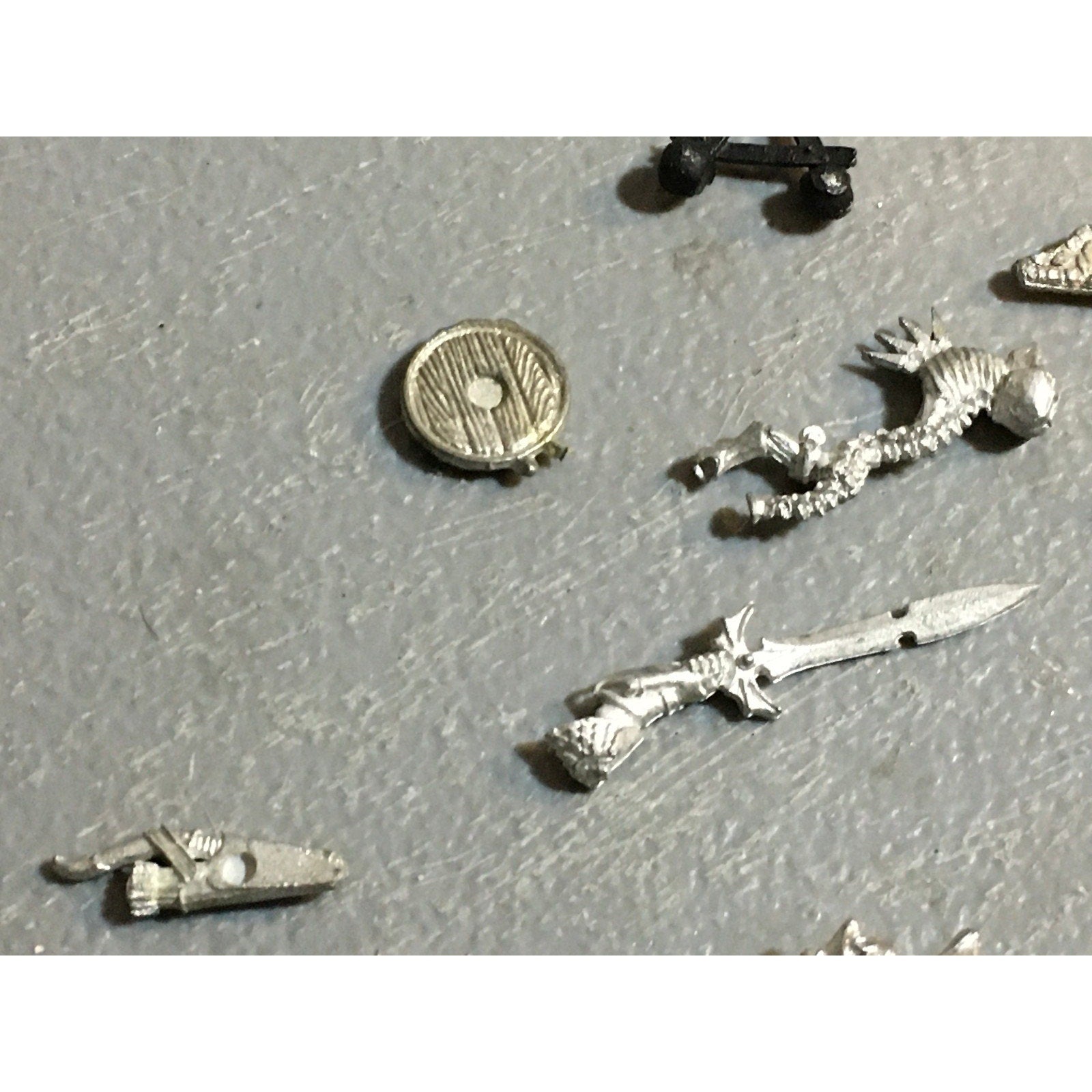 A32491 WARHAMMER FANTASY METAL MIXED BITS LOT HIGH ELVES UNDEAD BALLISTA GW