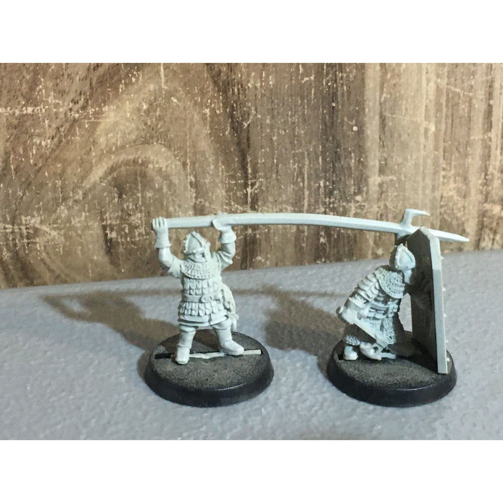 A30347 LOTR LORD OF THE RINGS GW GAMES WORKSHOP FINECAST DWARF VAULT WARDEN TEAM