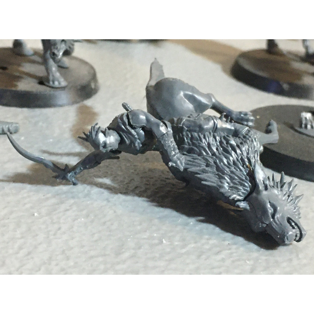 A30329 LOTR LORD OF THE RINGS GW GAMES WORKSHOP HUNTER ORCS ON FELL WARGS