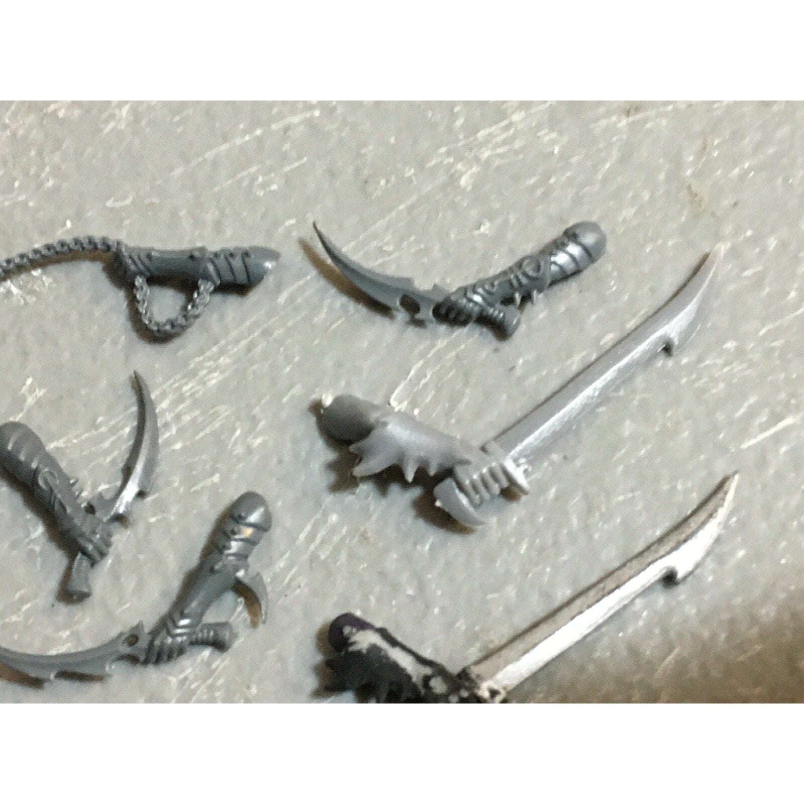A23450 WARHAMMER FANTASY DARK ELVES BITS LOT ARMS SPEARS SWORDS GAMES WORKSHOP