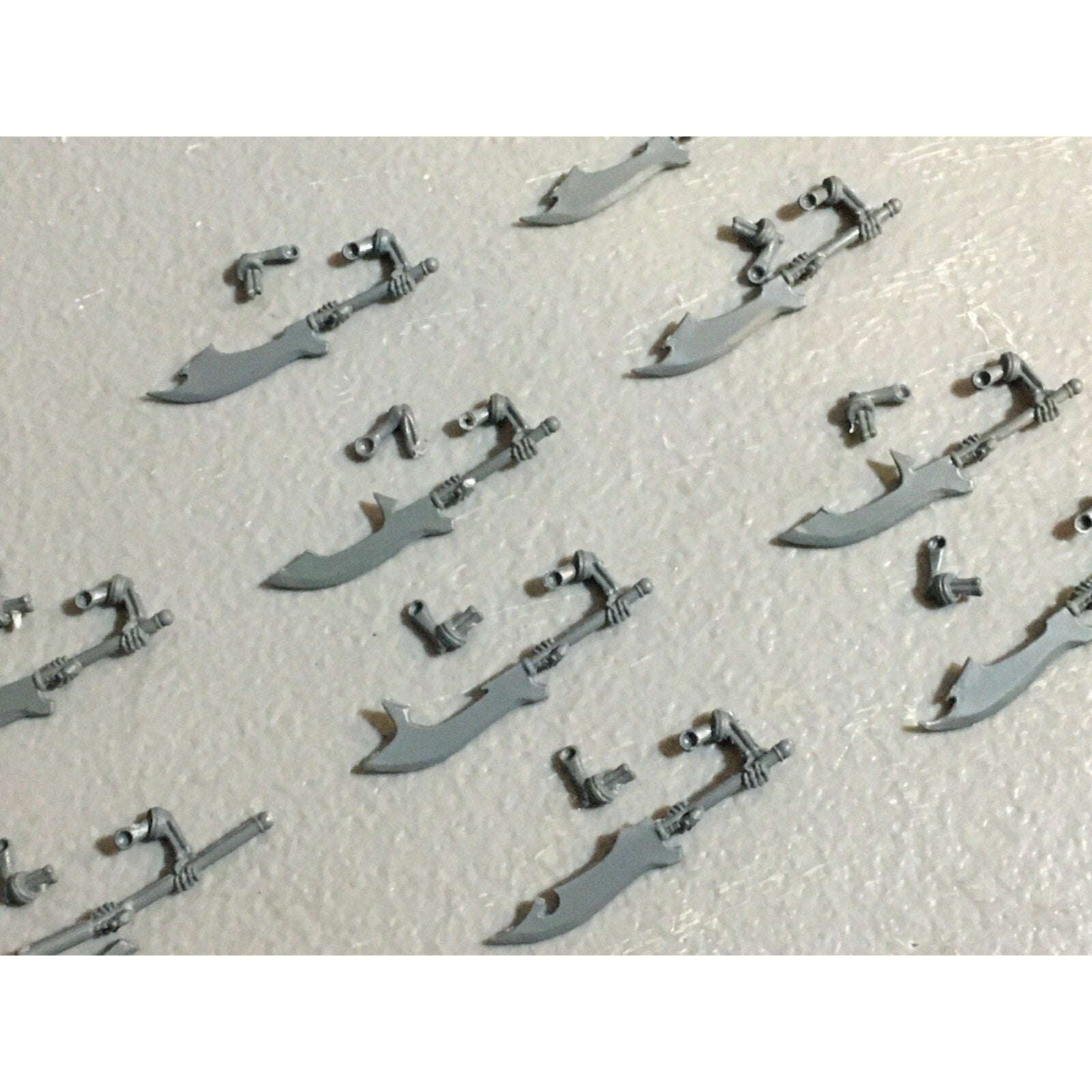 A23421 WARHAMMER FANTASY VAMPIRE COUNTS BITS LOT SKELETON WIGHT GREAT WEAPON ARM