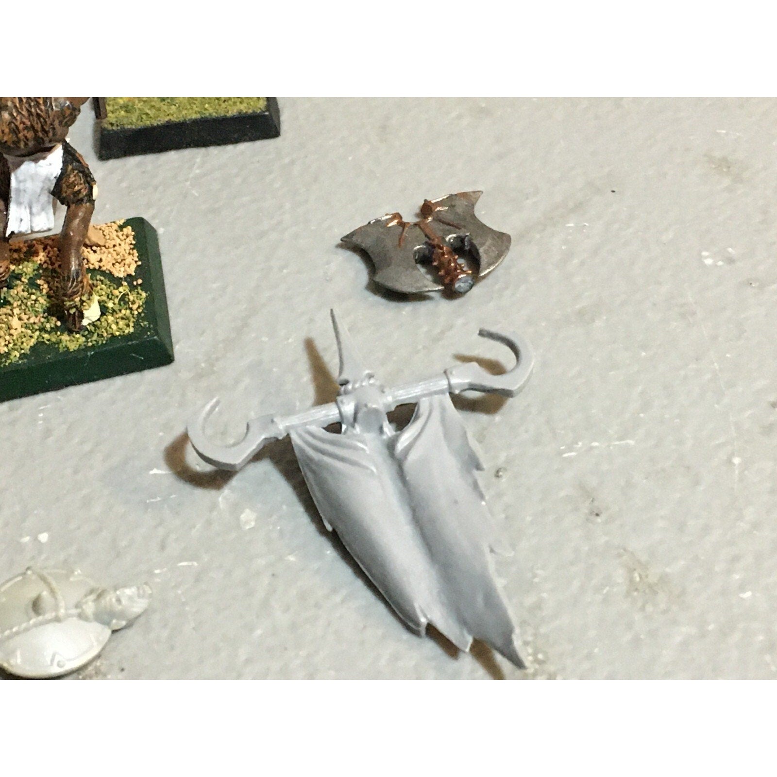 A23489 WARHAMMER FANTASY INCOMPLETE LOT CHAOS MIXED BEASTS MORTALS GW