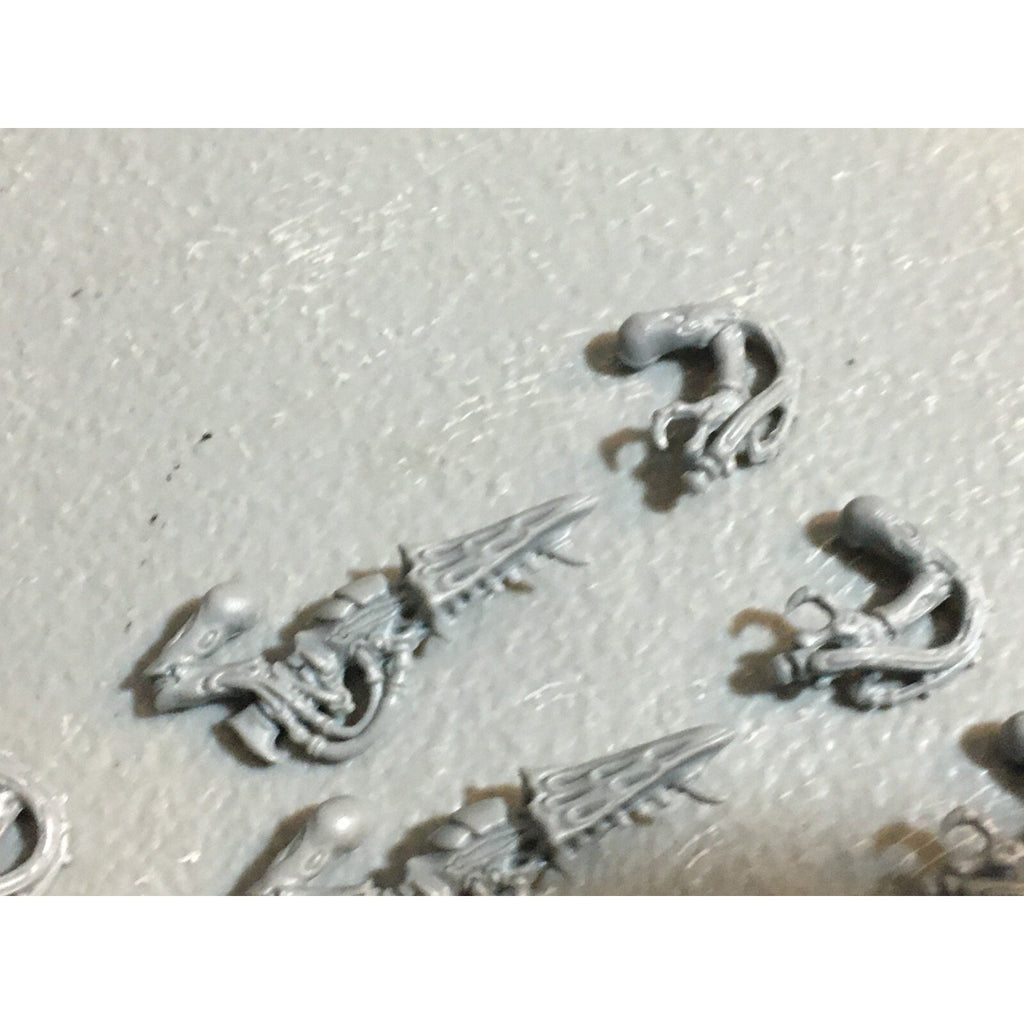 A23052 WARHAMMER 40K TYRANIDS BITS LOT DEVOURERS TERMAGANTS GAMES WORKSHOP GW