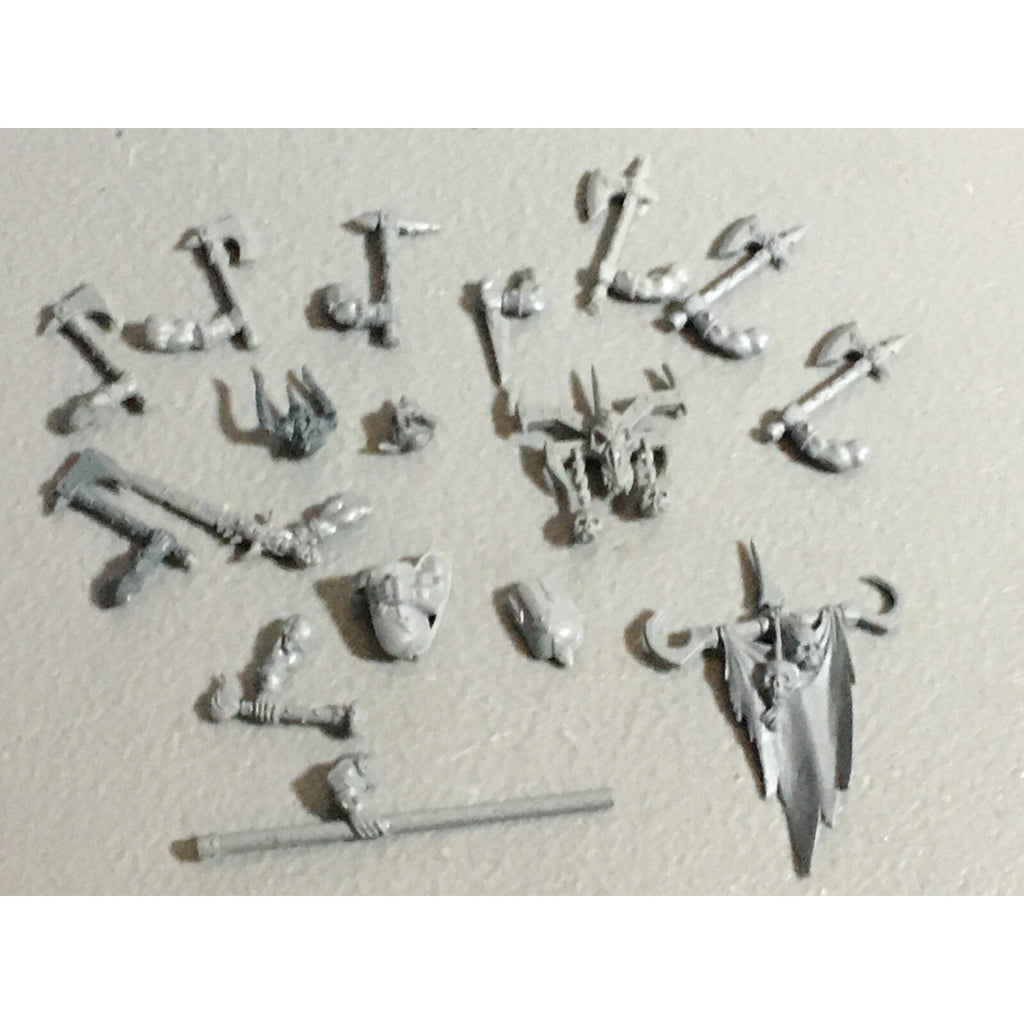 A22179 WARHAMMER FANTASY CHAOS MORTALS BITS LOT MIXED MARAUDER COMMAND & ARMS GW